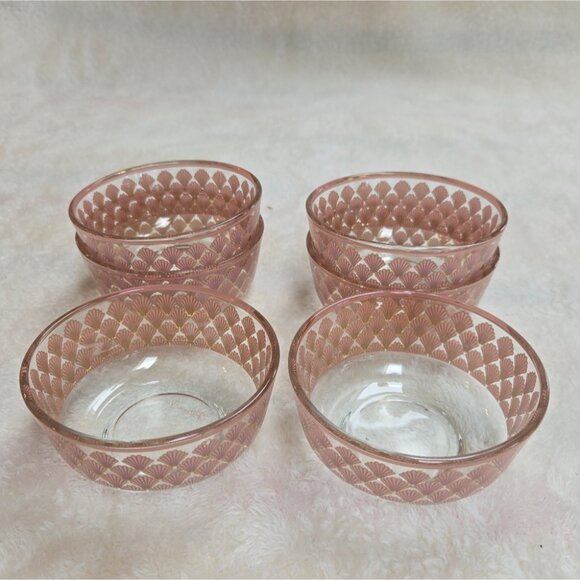 Patina Vie Set of 6 Pink Glass Bowls with Seashell Pattern - Picture 1 of 4